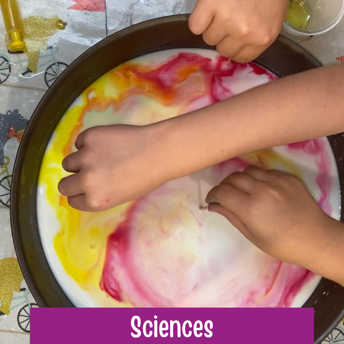 Atelier encadré - fabrication de slime - Grenadine & Crayonnade